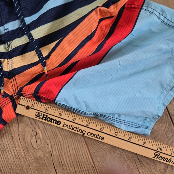 Billabong Boys Youth Multicolor Striped Shorts Size 28 - Picture 4 of 6
